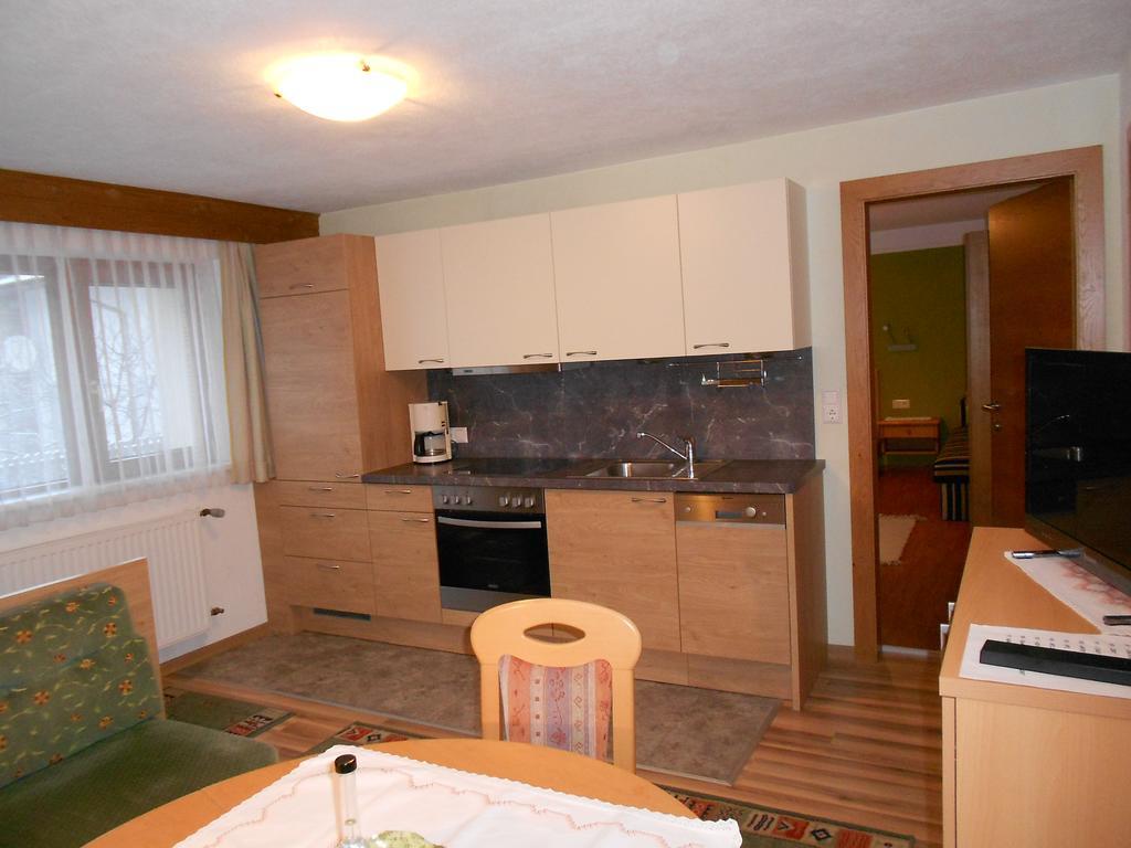 プルツHaus Lutzアパートメント 部屋 写真